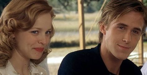 The Notebook Stills, Noah From The Notebook, Rachel Mcadams Hair, Allie And Noah, The Notebook 2004, Notebook Aesthetic, Old Fashioned Love, Life Moves Pretty Fast, Райан Гослинг