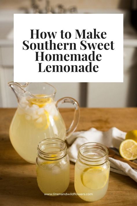 In this blog post, I will share a delightful recipe for making the most delicious Southern sweet homemade Lemonade! There's something magical about this timeless classic, especially during the hottest days of the year. As temperatures soar and the sun shines brightly, we yearn for that perfect glass of old-fashioned Lemonade to quench our thirst and bring a smile to our faces. How To Make Homemade Lemonade, How To Make Lemonade With Lemons, Country Time Lemonade Recipe, Homeade Lemonade, Southern Lemonade, Lemonaid Recipe, Sweet Lemonade Recipe, Lemonade Concentrate Recipe, Old Fashioned Lemonade