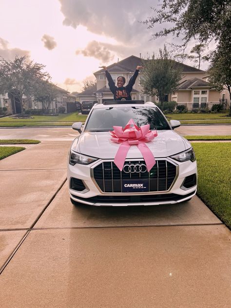 sweet sixteen, first car, audi Cars For Sweet 16, Cars For 16th Birthday, First Car Surprise Ideas, Sweet 16 Car Surprise Ideas, Prom Cars Ideas, First Cars For Teenagers, Teen Cars, Sweet 16 Car, Prom Cars