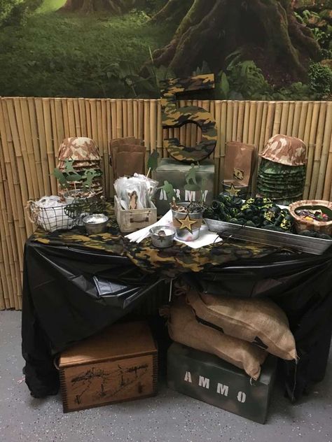 Camouflage Party Decorations, Army Enlistment Party, Army Table Centerpiece, Kids Military Birthday Party, Army Men Birthday Party, Army Centerpiece Ideas, Army Decorations Party, Army Centerpieces, Army Theme Birthday Party