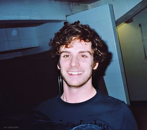 Coldplay, England, Argentina, Scotland, London England, London, Guy Berryman, So Beautiful, Call Me