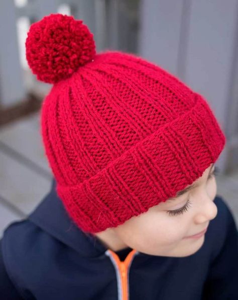 How to Knit a Hat on Straight Needles - Couture, Straight Needle Beanie Pattern, Knitted Hat Patterns Free Women, Toddler Hat Pattern, Child Hat Knitting Pattern, How To Knit A Hat, Knit A Hat, Kids Hats Patterns, Baby Hat Knitting Patterns Free