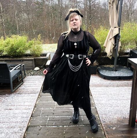 Fat Goth, Plus Size Alternative, Goth Plus Size, Gothic People, Plus Size Goth, Goth Outfit Ideas, Trad Goth, Goth Look, Alt Style