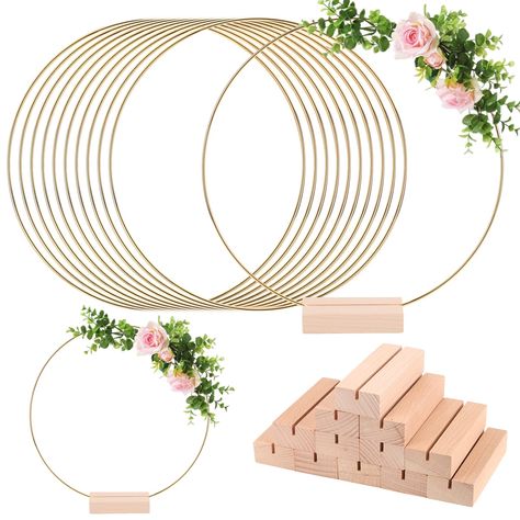 Floral Hoop Centerpiece, Hoop Centerpiece, Diy Wall Hanging Crafts, Wood Place Card Holders, Centerpiece For Table, Wreath Hoop, Wedding Table Centres, Diy Wall Hanging, First Communion Decorations