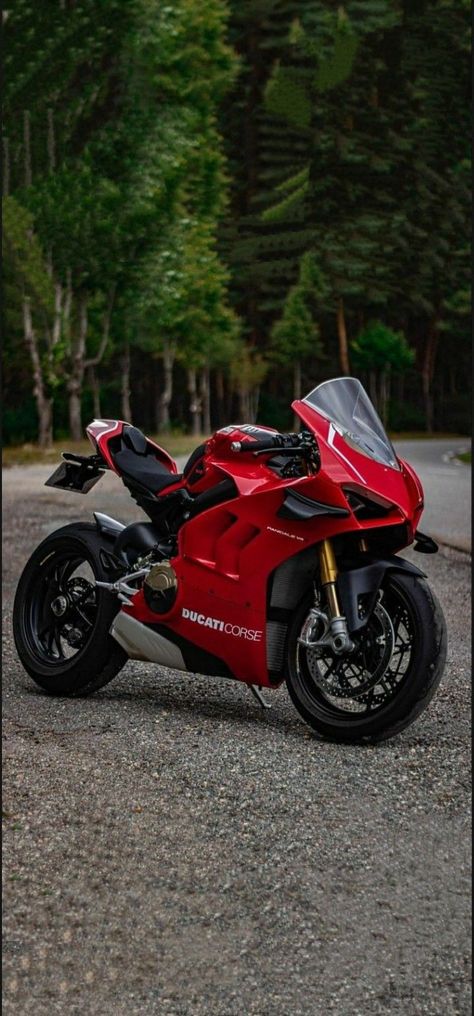 Unleash Your Ride: Explore Stunning 4K Motorcycle Wallpapers Ducati Panigale V4 Wallpapers Iphone, Motorcycle Wallpaper Iphone, Ducati Wallpaper, Moto Wallpapers, Xe Ducati, Bmw Sports Car, Image Moto, Cool Dirt Bikes, Super Bike