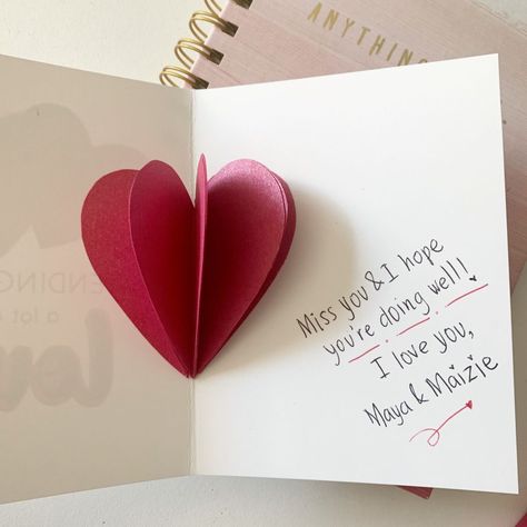 Pop Up Hearts Card, How To Make A Pop Out Heart Card, Home Made Love Cards, Diy Valentines Pop Up Cards, I Love You Pop Up Card, Diy Heart Pop Up Card, Valentine Cards Handmade Boyfriend, Pop Up Card For Boyfriend, Folded Heart Card