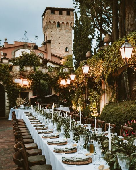 Foliage Table Runner for Italian Wedding Tuscan Wedding Theme, Rustic Italian Wedding, Italian Wedding Venues, Rustic Italian, Dream Wedding Venues, Tuscan Wedding, Villa Wedding, Outdoor Dinner, Future Wedding Plans