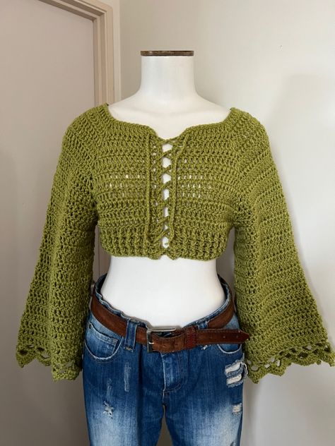 Crochet Pattern Cottagecore, Crochet Fairy Sweater, Crochet Cropped Jumper, Gremlincore Sweater, Goblincore Crochet Patterns Free, Cottagecore Crochet Amigurumi, Cottagecore Crochet Patterns Free, Crochet Fall Sweater Pattern, Crochet Cottagecore Top