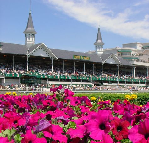 Churchill Downs, Kentucky Derby | 75 min. away Derby Time, Derby Ideas, Kentucky Girl, Ky Derby, Run For The Roses, Churchill Downs, Kentucky Derby Party, My Old Kentucky Home, Horse Race