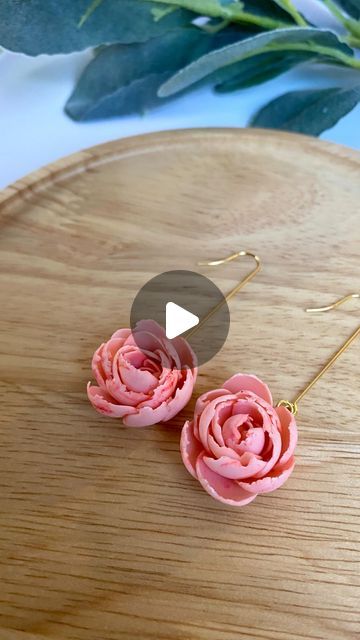 Handmade polymer clay earrings & accessories on Instagram: "Relax and make peonies with me. #peonies #flowers #makewithme #processvideo #howto #polymerclayartist #earrings" Fimo, Clay Peony Tutorial, Peony Polymer Clay, Flower Making With Clay, Polymer Clay Peony, How To Make Polymer Clay Flower Earrings, Flower Polymer Clay Tutorial, Flower Earrings Polymer Clay, Diy Polymer Clay Flowers
