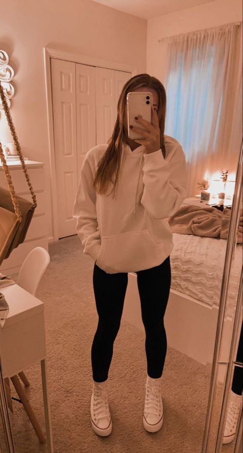 Black And White Converse Aesthetic, White High Top Converse Outfit Leggings, Outfit Ideas White Converse, Outfit With White Hoodie, White Girl Aesthetic Outfits Basic, Nike Socks Over Leggings Outfit Converse, Converse With High Socks, High School Outfit Girl, Clean Girl Outfits Leggings