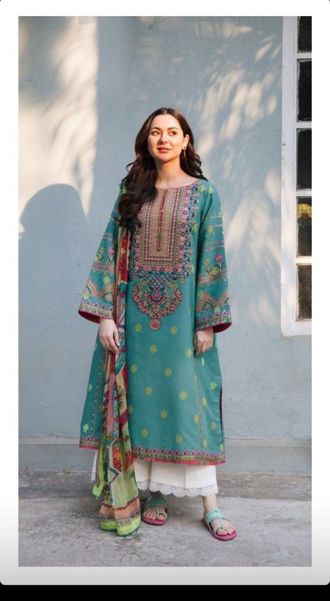 Haute Couture, Couture, Plazo Kurta Designs, Classy Sarees Elegant, Pakistani Kurta Designs, Pengantin India, Pakistani Women Dresses, Kurta Patterns, Winter Fashion Outfits Casual