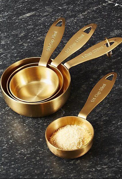 Gold Measuring Cups, Indian Kitchen Utensils, Kitchen Vibes, Gold Kitchen Accessories, Measuring Cups And Spoons, Mediterranean Modern, Vintage Kitchen Utensils, Kitchen Gear, Measuring Cups Set