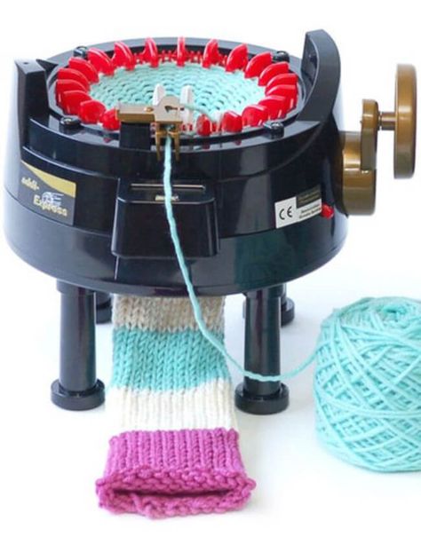 Addi Knitting Machine Patterns, Types Of Knitting, Types Of Knitting Stitches, Crochet Machine, Knitting Machine Tutorial, Diy Tricotin, Addi Express, Addi Knitting Machine, Loom Machine