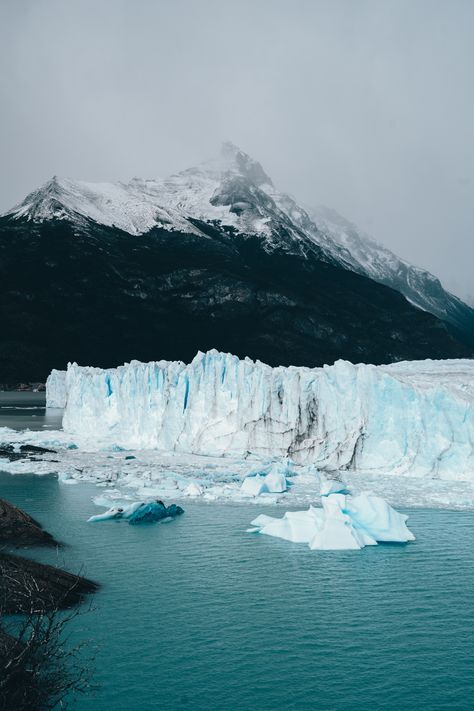 PERITO MORENO | GLACIER | PATAGONIA | ARGENTINA | EL CALAFATE | SOUTH AMERICA | BUCKET LIST | DESTINATION | TRIP | VACATION | TRAVEL | GUIDE | NATURE | OUTDOORS | PHOTOGRAPHY | PHOTO | AESTHETIC | BACKGROUND | WALLPAPER | BACKPACKING | SOLO TRAVEL | SOLO TRAVELER | INSPO | INSPIRATION | ADVENTURE TRAVEL | GLACIER TREKKING | KAYAKING | STUNNING VIEW | ICE HIKING | NATURAL WONDERS El Calafate, Glacier Aesthetic, Patagonia Aesthetic, Ecuador Aesthetic, America Bucket List, Patagonia Mountains, Aesthetic Background Wallpaper, Matthias Helvar, Travel Chile