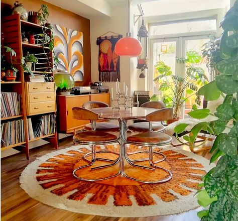 70s Living Room, 70s Interior Design, Retro Apartment, 70s House, 70s Interior, Retro Interior Design, 70s Home, 70s Decor, 70s Home Decor