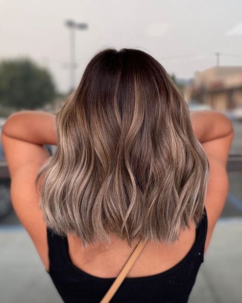 Short Hair Highlights, Kadeřnické Trendy, Vlasové Trendy, Short Hair Trends, Brown Hair Balayage, Short Hair Balayage, Shot Hair Styles, Hair Wax, Short Hair Color