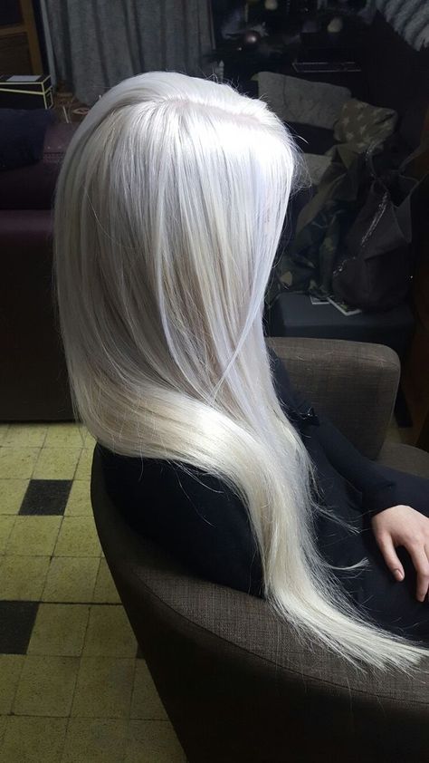 Silver White Hair, Long White Hair, Icy Blonde Hair, Silver Blonde Hair, White Blonde Hair, Silver Blonde, Platinum Hair, Platinum Blonde Hair, Hair Dye Colors