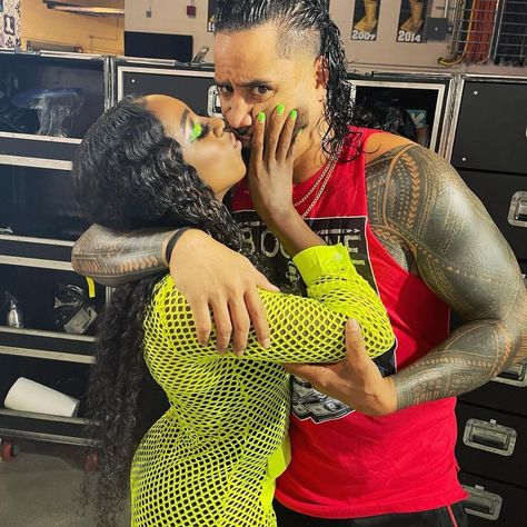 Jimmy Uso And Naomi, Naomi Wwe, Jimmy Uso, Trinity Fatu, Wwe Couples, Best Couples, Chris Evans Hot, Wwe Pictures, Wwe Roman Reigns