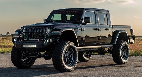The high-performance Jeep pickup has a 6-inch lift kit and a supercharged Hellcat V8 with 1,000 hp. Hennessey Performance, Gladiator Maximus, Hellcat Engine, Black Jeep, Peugeot 2008, Dream Cars Jeep, Custom Jeep, Jeep Pickup, Peugeot 208