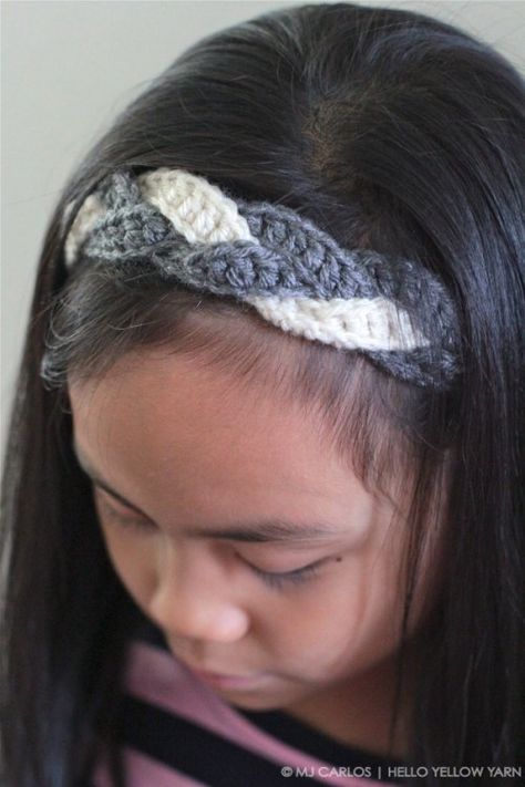 Braid Headband Tutorial, Crochet Headband Tutorial, Easy Crochet Headbands, Crochet Headband Free, Crochet Hairband, Crochet Headband Pattern Free, Yarn Braids, Crochet Headbands, Headband Tutorial