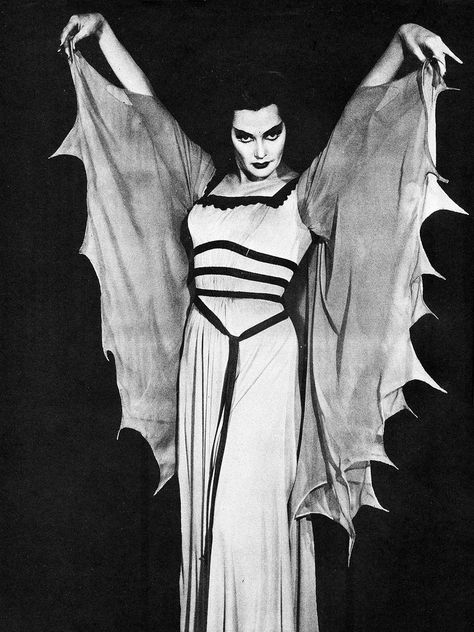 Explore Tom Simpson's photos on Flickr. Tom Simpson has uploaded 92974 photos to Flickr. Vintage Horror, Munsters Tv Show, The Munster, Lily Munster, Vintage Actresses, Yvonne De Carlo, The Munsters, Classic Monsters, Foto Art