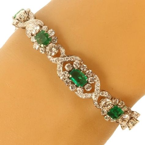 Truly magnificent 16  crt brilliant and 7- crt Colombian emerald estate bracelet (16196-0083) Diamond And Emerald Bracelet, Emerald And Diamond Bracelet, Emerald Diamond Bracelet, Jewelry Design Bracelets, Emerald Bangles, Oxidised Silver Jewelry, Flexible Bracelet, Diamond Bracelet Design, Emerald Bracelet