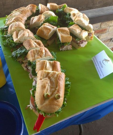 Snake sandwich for a reptile party!: Snake Sandwich, Harry Potter Motto Party, Baby Harry Potter, Harry Potter Treats, Harry Potter Snacks, Harry Potter Parties Food, Harry Potter Marathon, Hogwarts Party, Harry Potter Theme Birthday