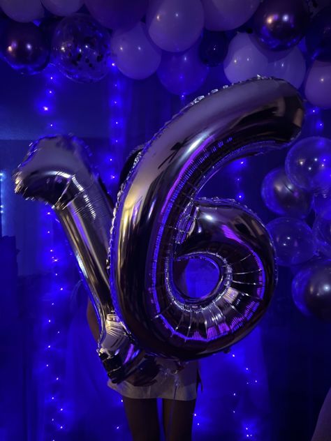 House Of Balloons Sweet 16, 16 Birthday Balloons Aesthetic, Blue And Purple Party Decor, Purple Sweet 16 Aesthetic, Purple Birthday Astethic, Sweet 16 Asthetic, Sweet 16 Ideas Purple, Masquerade Party Decorations Sweet 16 Purple, 16 Balloons Aesthetic