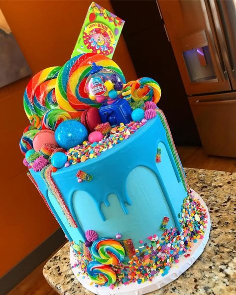 Candyland Theme Sweet 16, Candyland Cakes Ideas, Instagram Themed Cake, Sweet 16 Party Ideas Candy Theme, Candy Birthday Theme Party, Candy Birthday Party Cake, Colorful Bday Party Ideas, Candyland Cake Design, Candy Cakes Ideas