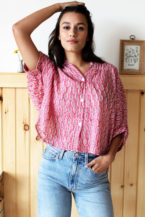 Crop Shirt And Jeans Outfit, Emerson Fry, Shirt And Jeans Outfit Women, Cotton Tops Designs For Jeans, Designs For Jeans, Tops Designs For Jeans, Shirt And Jeans Outfit, Cotton Tops Designs, Jeans Outfit Women