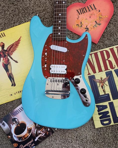 Fender Mustang Guitar, Mustang Guitar, Fender Mustang, Guitar Obsession, Nirvana Kurt Cobain, Nirvana Kurt, Smells Like Teen Spirit, Most Played, Guitar Gear