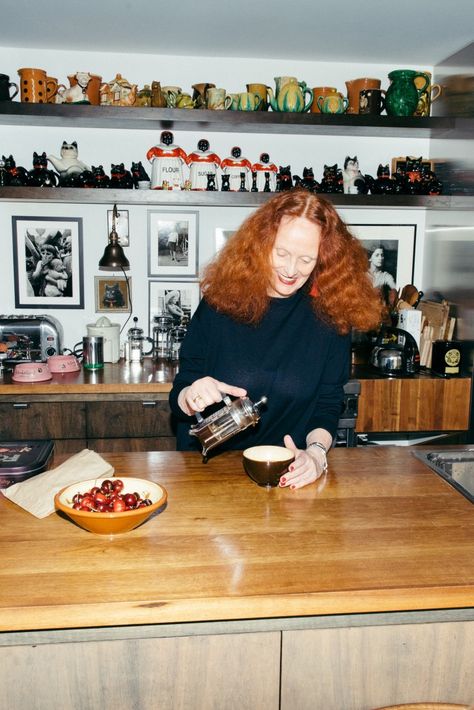 Celebrity Kitchens, Grace Coddington, Glam Kitchen, The Coveteur, Anna Grace, Vogue Uk, Chrissy Teigen, Kitchen Inspiration Design, The Chic