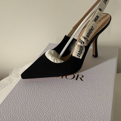 Never Worn Dior Slingback Shoes. Excellent Condition And Full Set. Heels Dior, Dior Slingback, Dior Heels, Shoes Dior, Black And White Heels, Dior Shoes, Slingback Shoes, Elegant Shoes, Swag Shoes