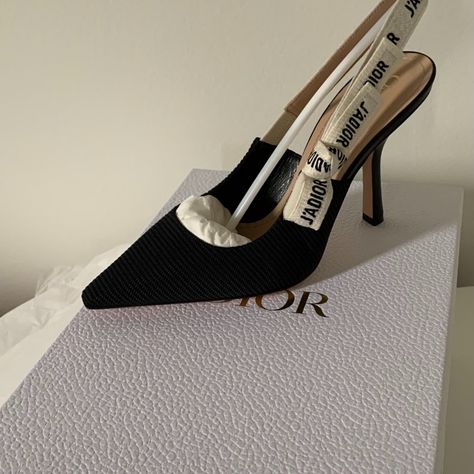 Never Worn Dior Slingback Shoes. Excellent Condition And Full Set. Dior Slingback, Shoes Dior, Black And White Heels, Slingback Shoes, Elegant Shoes, Dior Shoes, Shoes Color, Big Fashion, Slingback Pump