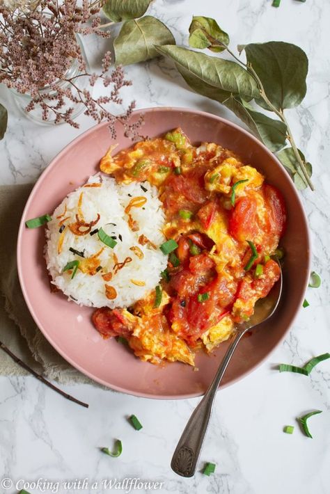 Chinese Egg Tomato Rice, Tomato Egg Rice, Soft Scrambled Eggs, Egg Tomato, Tomato Egg, Egg Rice, Tuna And Egg, Chinese Egg, Tomato Curry