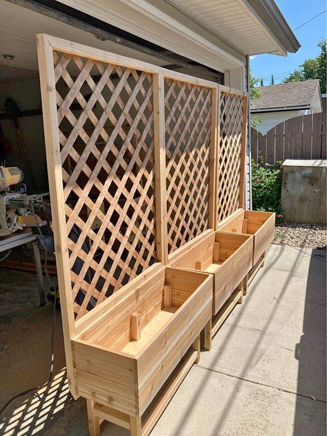 Garden Planter Boxes, Diy Outdoor Furniture Plans, Decor Eclectic, Backyard Privacy, Summer Mantle Decor, التصميم الخارجي للمنزل, Backyard Remodel, Outdoor Patio Chairs, Summer Decorating Ideas