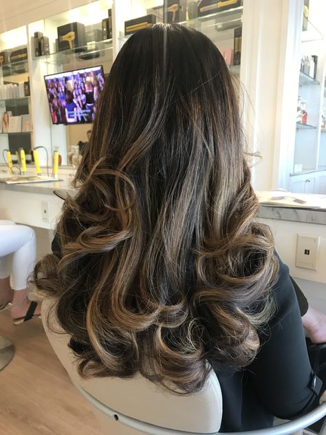 Blowout Hair Highlights, Curly Bouncy Blow Dry, Big Blowout Hair Curls, 90s Big Blowout, Balayage, Long Hair Bouncy Blow Dry, Graduation Hair Blowout, Blowout Hair Salon, Thick Bouncy Curls