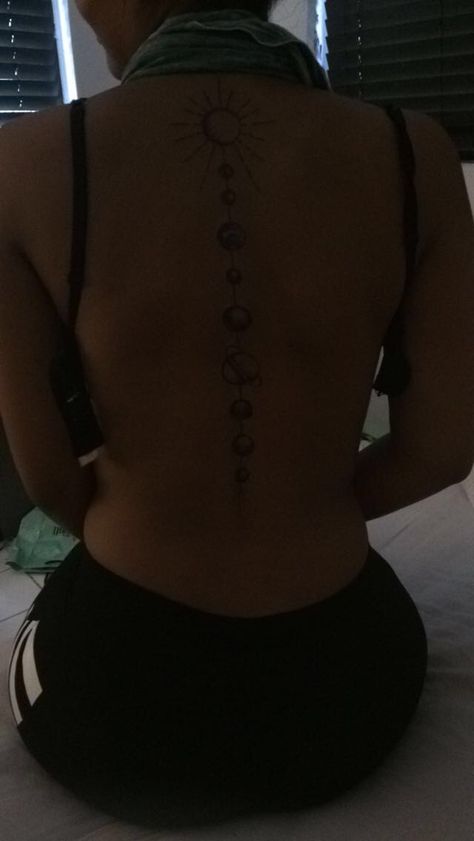 Spine Planet Tattoo, Space Tattoo On Back, Planet Back Tattoo Women, Planets Tattoo Spine, Saturn Back Tattoo, Back Planet Tattoo, Back Tattoo Women Planets, Planets Down Spine Tattoo, Spine Tattoos For Women Astrology