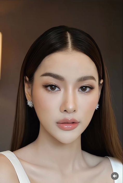 Simple Makeup Natural For Wedding, Asian Bride Natural Makeup, Fresh Look Makeup Natural, Bridesmaid Makeup For Asian Eyes, Wedding Bridesmaid Makeup Natural, Full Face Natural Makeup Looks, Asian Bridesmaid Hairstyles, Makeup For Filipino Women, Natural Asian Makeup Wedding