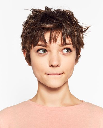 Pixie Haircuts, Woman With Short Hair, Celebrity Short Hair, Photographie Portrait Inspiration, Corte Pixie, 짧은 머리, Short Hairstyle, Hair Reference, Short Pixie