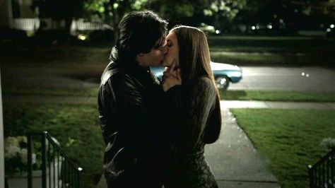 'Vampire Diaries' Season 7 Will Be Super Sexy, So Get Ready With These 8 Steamy Scenes Damon Et Elena, Damon And Elena Kiss, Damon Y Elena, Vampire Diaries Season 7, Fall Tv Shows, Elena Damon, Ian And Nina, Kiss Images, Vampire Diaries Seasons
