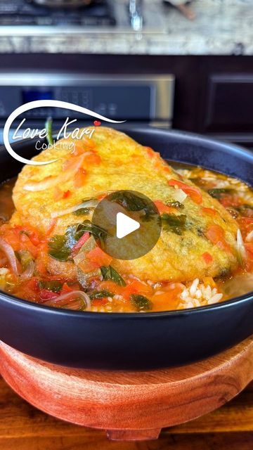 Karina Valladares on Instagram: "This is how my family eats Chiles Rellenos estilo Sinaloa. Instead of the usual tomato sauce, my family and I prefer to savor them in a flavorful broth. If you haven't tried it this way, you're in for a treat. Trust me, it's a game changer! 😋 I hope you enjoy this recipe. Please comment down below what recipe you will like to see next. Also, check out our YouTube Channel for the full video and for more delicious recipes. Link in Bio. CHILES RELLENOS INGREDIENTS: For the poblano peppers ► 5 poblano peppers ► Monterrey Jack Cheese (4-5 slices per pepper) ► Some flour For the broth ► 3 roma tomatoes ► 1/2 white onion ► 1/2 jalapeño ► 3 garlic cloves ► 1 tbsp oil ► 6 cups water ► 4 tsp of chicken bouillon  (1.33 tbsp) ► 1/4 tsp black pepper ► Bunch of cilantro Shrimp Chile Relleno Recipe, Chile Rellanos, Chile Relleno Sauce, Chile Relleno Recipe, Poblano Peppers Recipes, Chile Poblano, Chicken Bouillon, Poblano Peppers, Chile Relleno
