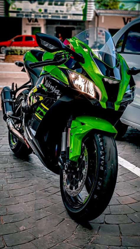 Kawasaki Ninja Bike, Kawasaki H2r, Ninja Motorcycle, Motos Kawasaki, Tmax Yamaha, Ninja Bike, Kawasaki Motor, Ninja Wallpaper, Kawasaki Zx10r