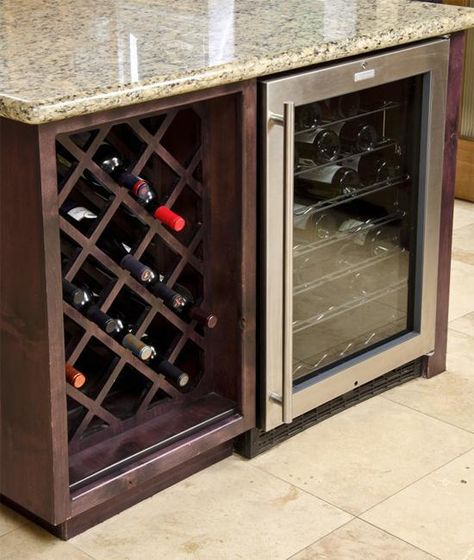 33 Creative Storage Ideas for Wine Bottles Adding Convenience and Interest to Interior Design Unfinished Cabinets, Built In Wine Rack, Wine Kitchen, Diy Backsplash, Diy Kitchen Island, Creative Storage, Hus Inspiration, Kitchen Island Design, Wine Fridge