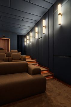 ahochdrei designs a home cinema inside a mies van der rohe villa Small Movie Theater, Cinema Room Design, Modern Home Theater, Home Theatre Design, Home Theather, Sala Cinema, Deco Cinema, Cinema Idea, Cinema Decor