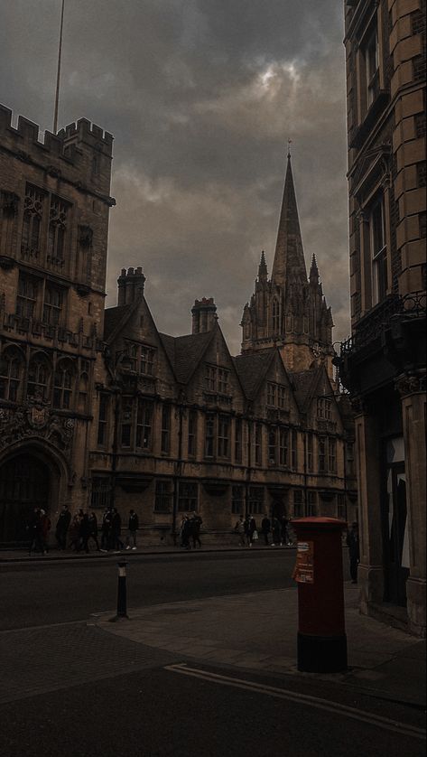 University, Oxford, Building