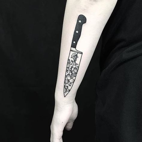 Russell Winter Knife Tattoo Design, Upper Thigh Tattoo, Larkspur Flower Tattoos, Cooking Tattoo, Culinary Tattoos, Chef Tattoo, Knife Tattoo, Cool Pocket Knives, 1 Tattoo