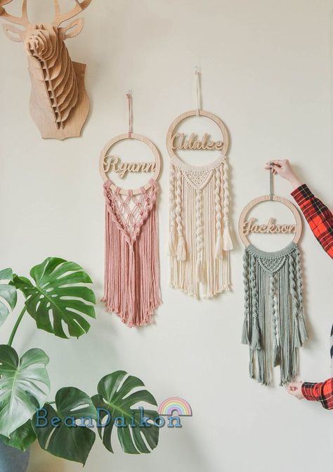 Macrame Baby Room, Dream Catcher Macrame, Macrame Nursery, Boho Car Accessories, Macrame Baby, Feather Wall Decor, Macrame Feather, Baby Birthday Gifts, Macrame Boho