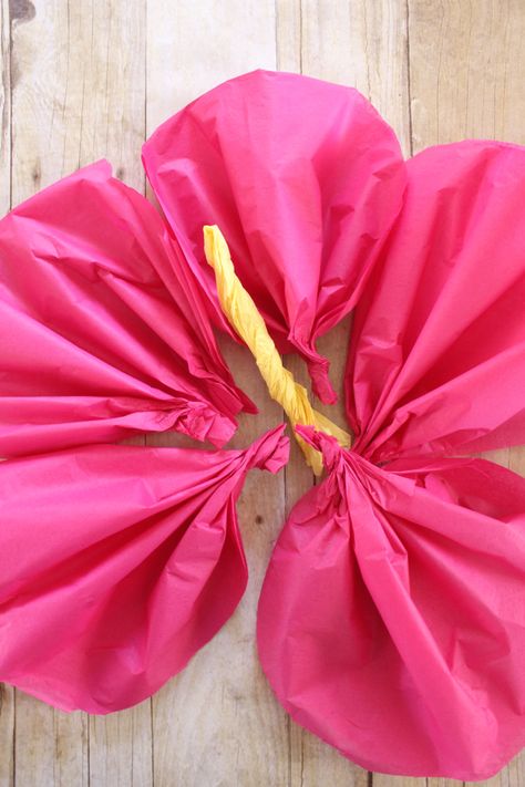 Paper Hibiscus, Luau Party Decorations, Aloha Party, Hawaiian Party Decorations, Luau Theme Party, Luau Birthday Party, Moana Birthday Party, Hawaiian Luau Party, Hawaiian Christmas